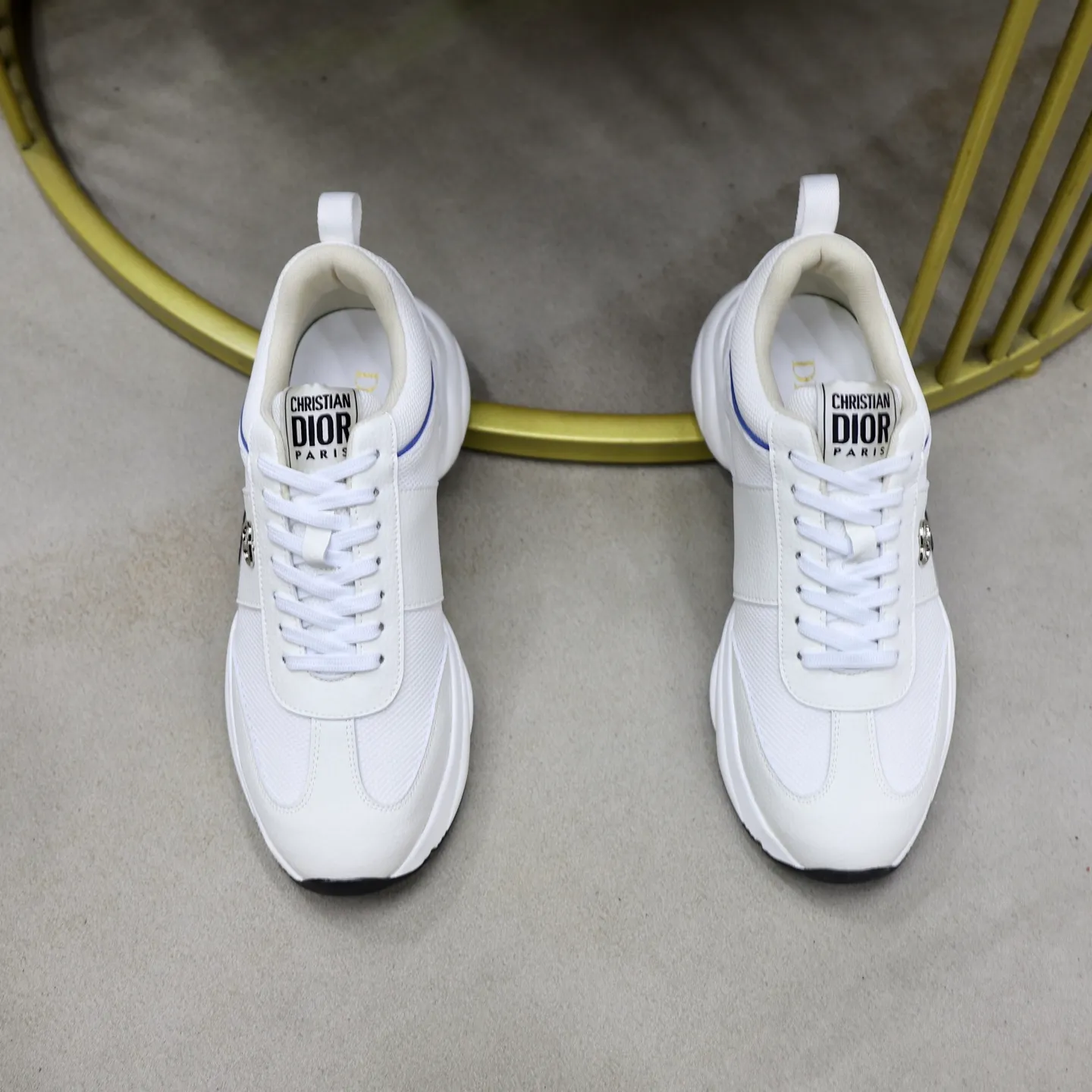 Ex-factory price: 462💰🙅‍♂️🙅‍♂️🙅‍♂️ Brand: Dior DIOR Standard code: 38-44 (45 customized) Grade: Same as the official website Material: Original leather splicing Comfortable and breathable lining Original wear-resistant outsole Style category: Men's fashionable casual shoes Running sneakers Noble luxury brand elements Top luxury Color: actual picture color